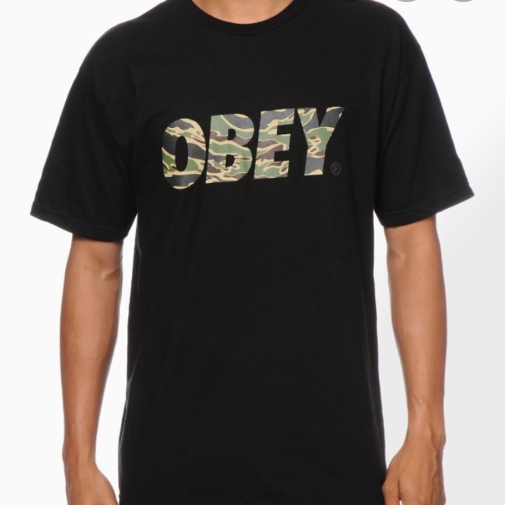 Obey camo tee shirt